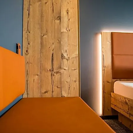 Rad Hotel