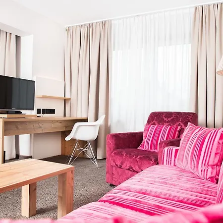 拉德酒店 3* 泰特南